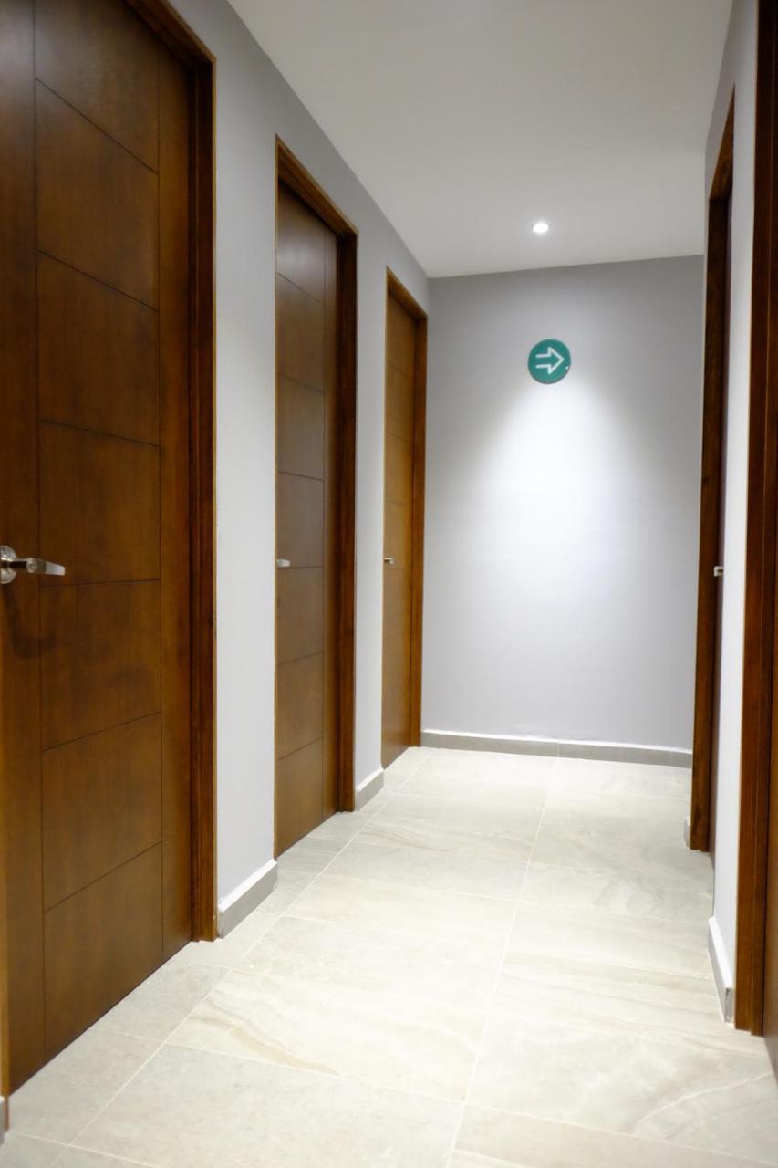 Izzzleep Aeropuerto Terminal 2 Hotel เม็กซิโกซิตี้ ภายนอก รูปภาพ